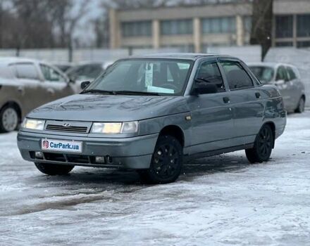Сірий ВАЗ 2110, об'ємом двигуна 1.6 л та пробігом 394 тис. км за 1999 $, фото 1 на Automoto.ua