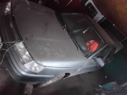 Сірий ВАЗ 2110, об'ємом двигуна 1.6 л та пробігом 200 тис. км за 800 $, фото 1 на Automoto.ua