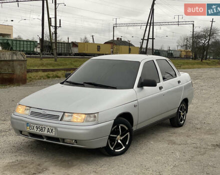 Сірий ВАЗ 2110, об'ємом двигуна 1.6 л та пробігом 152 тис. км за 2000 $, фото 1 на Automoto.ua