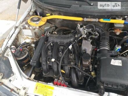 Серый ВАЗ 2110, объемом двигателя 1.6 л и пробегом 176 тыс. км за 2500 $, фото 1 на Automoto.ua