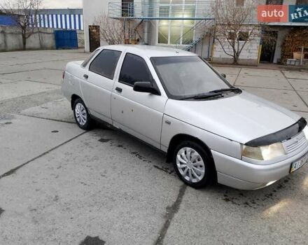 Серый ВАЗ 2110, объемом двигателя 1.6 л и пробегом 250 тыс. км за 1350 $, фото 1 на Automoto.ua