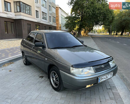 Сірий ВАЗ 2110, об'ємом двигуна 1.6 л та пробігом 175 тис. км за 2700 $, фото 1 на Automoto.ua