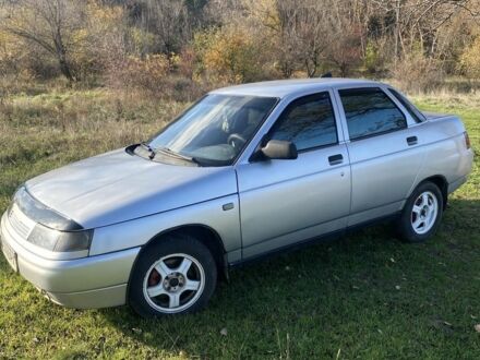 Серый ВАЗ 2110, объемом двигателя 1.6 л и пробегом 430 тыс. км за 1900 $, фото 1 на Automoto.ua