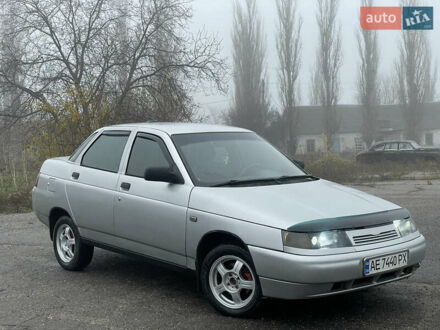 Серый ВАЗ 2110, объемом двигателя 1.6 л и пробегом 250 тыс. км за 2699 $, фото 1 на Automoto.ua