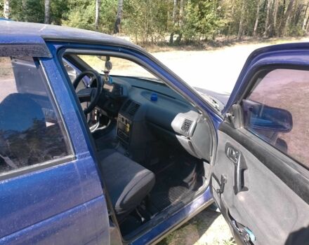 Синий ВАЗ 2110, объемом двигателя 1.5 л и пробегом 260 тыс. км за 1200 $, фото 4 на Automoto.ua