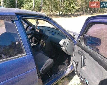 Синий ВАЗ 2110, объемом двигателя 1.5 л и пробегом 260 тыс. км за 1200 $, фото 3 на Automoto.ua