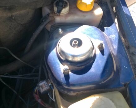 Синий ВАЗ 2110, объемом двигателя 1.5 л и пробегом 260 тыс. км за 1200 $, фото 1 на Automoto.ua