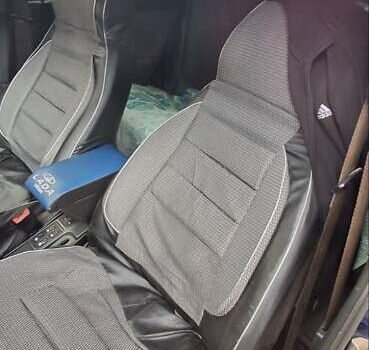 ВАЗ 2110 2002 в Кривом Роге на Automoto.ua Синий ВАЗ 2110, объемом двигателя 1.5 л и пробегом 277 тыс. км за 2500 $, фото 4 на Automoto.ua