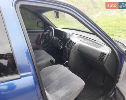 Синий ВАЗ 2110, объемом двигателя 1.5 л и пробегом 275 тыс. км за 2200 $, фото 3 на Automoto.ua