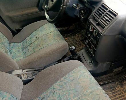 Синий ВАЗ 2110, объемом двигателя 1.6 л и пробегом 300 тыс. км за 1100 $, фото 1 на Automoto.ua