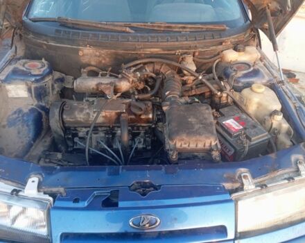 Синий ВАЗ 2110, объемом двигателя 1 л и пробегом 230 тыс. км за 600 $, фото 4 на Automoto.ua