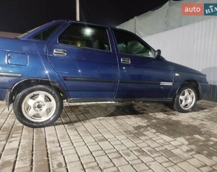 Синій ВАЗ 2110, об'ємом двигуна 1.6 л та пробігом 223 тис. км за 1800 $, фото 4 на Automoto.ua