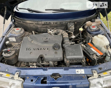 Синий ВАЗ 2110, объемом двигателя 1.6 л и пробегом 234 тыс. км за 2450 $, фото 15 на Automoto.ua