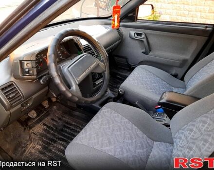 Синій ВАЗ 2110, об'ємом двигуна 1.6 л та пробігом 150 тис. км за 1950 $, фото 3 на Automoto.ua