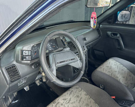 Синій ВАЗ 2110, об'ємом двигуна 1.6 л та пробігом 193 тис. км за 2800 $, фото 8 на Automoto.ua