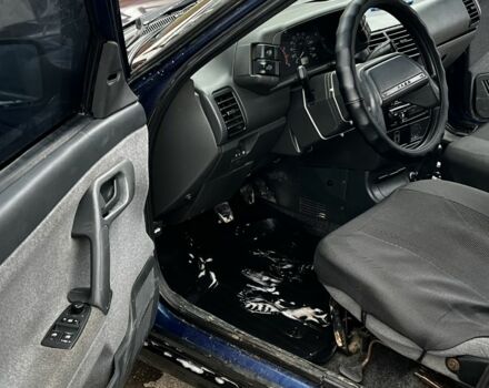 Синий ВАЗ 2110, объемом двигателя 1.6 л и пробегом 285 тыс. км за 1700 $, фото 4 на Automoto.ua