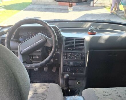 Синий ВАЗ 2110, объемом двигателя 1.6 л и пробегом 230 тыс. км за 2000 $, фото 3 на Automoto.ua