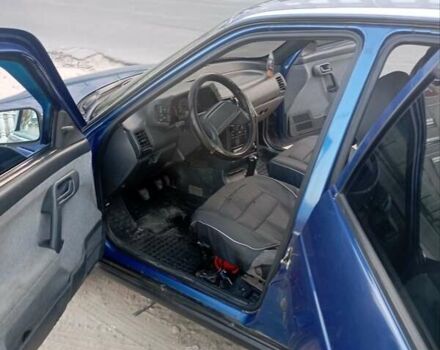 Синій ВАЗ 2110, об'ємом двигуна 1.6 л та пробігом 210 тис. км за 2950 $, фото 6 на Automoto.ua
