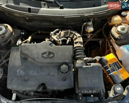 Синий ВАЗ 2110, объемом двигателя 1.6 л и пробегом 128 тыс. км за 2750 $, фото 5 на Automoto.ua