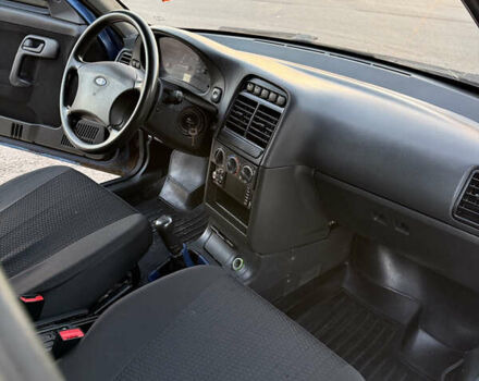 Синій ВАЗ 2110, об'ємом двигуна 1.6 л та пробігом 180 тис. км за 2000 $, фото 17 на Automoto.ua