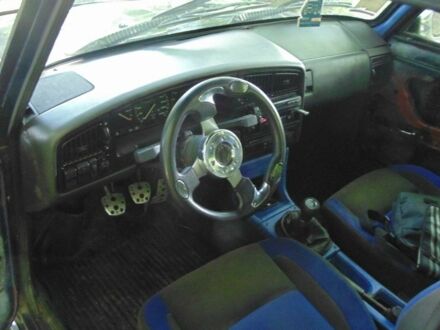 ВАЗ 2110 1976 у Чернігові на Automoto.ua Синій ВАЗ 2110, об'ємом двигуна 2 л та пробігом 120 тис. км за 800 $, фото 1 на Automoto.ua