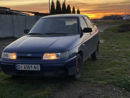 Синий ВАЗ 2110, объемом двигателя 1.5 л и пробегом 380 тыс. км за 900 $, фото 1 на Automoto.ua
