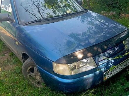 Синий ВАЗ 2110, объемом двигателя 1.6 л и пробегом 160 тыс. км за 2000 $, фото 1 на Automoto.ua