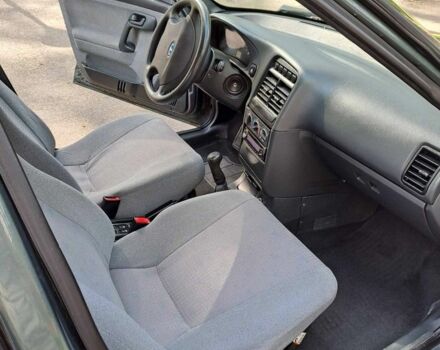 Зелений ВАЗ 2110, об'ємом двигуна 1.6 л та пробігом 67 тис. км за 3300 $, фото 8 на Automoto.ua