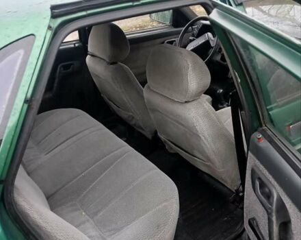 Зелений ВАЗ 2110, об'ємом двигуна 1.5 л та пробігом 142 тис. км за 950 $, фото 3 на Automoto.ua