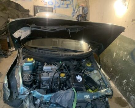 Зелений ВАЗ 2110, об'ємом двигуна 1.5 л та пробігом 295 тис. км за 800 $, фото 2 на Automoto.ua