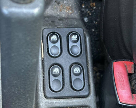 Зеленый ВАЗ 2110, объемом двигателя 1.5 л и пробегом 333 тыс. км за 900 $, фото 8 на Automoto.ua