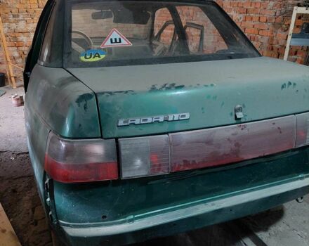 Зеленый ВАЗ 2110, объемом двигателя 1.5 л и пробегом 110 тыс. км за 2000 $, фото 3 на Automoto.ua