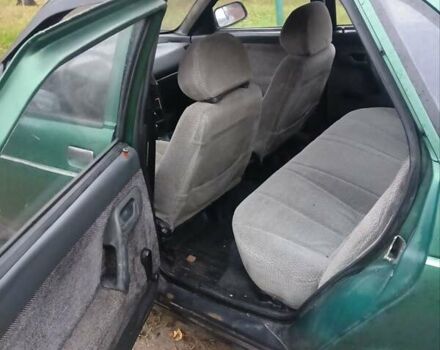 Зелений ВАЗ 2110, об'ємом двигуна 1.5 л та пробігом 142 тис. км за 950 $, фото 6 на Automoto.ua