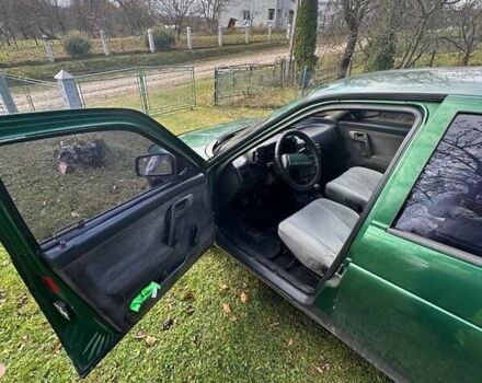 Зеленый ВАЗ 2110, объемом двигателя 1.5 л и пробегом 370 тыс. км за 1700 $, фото 4 на Automoto.ua