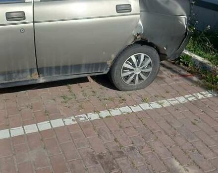 Зеленый ВАЗ 2110, объемом двигателя 1.5 л и пробегом 280 тыс. км за 600 $, фото 2 на Automoto.ua