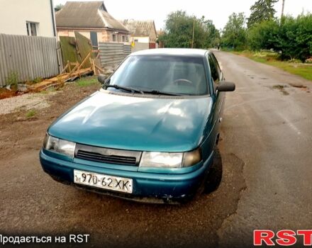 Зеленый ВАЗ 2110, объемом двигателя 1.5 л и пробегом 223 тыс. км за 1300 $, фото 2 на Automoto.ua