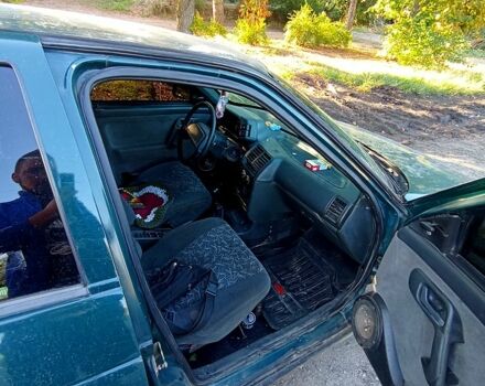 Зеленый ВАЗ 2110, объемом двигателя 1.5 л и пробегом 248 тыс. км за 1400 $, фото 4 на Automoto.ua