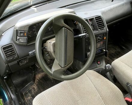 Зеленый ВАЗ 2110, объемом двигателя 1.5 л и пробегом 0 тыс. км за 1250 $, фото 12 на Automoto.ua