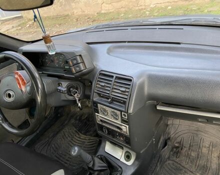 Зеленый ВАЗ 2110, объемом двигателя 1.5 л и пробегом 230 тыс. км за 1200 $, фото 3 на Automoto.ua