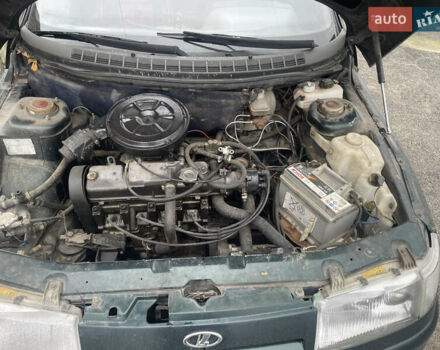 Зеленый ВАЗ 2110, объемом двигателя 1.5 л и пробегом 160 тыс. км за 1300 $, фото 5 на Automoto.ua