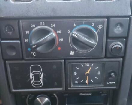 Зеленый ВАЗ 2110, объемом двигателя 1.5 л и пробегом 330 тыс. км за 1200 $, фото 5 на Automoto.ua