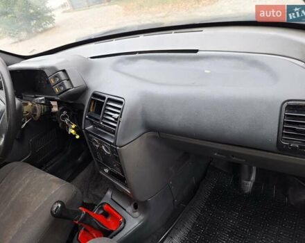 Зеленый ВАЗ 2110, объемом двигателя 1.5 л и пробегом 173 тыс. км за 850 $, фото 29 на Automoto.ua