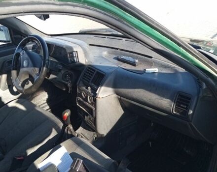 Зелений ВАЗ 2110, об'ємом двигуна 1.5 л та пробігом 350 тис. км за 1100 $, фото 5 на Automoto.ua