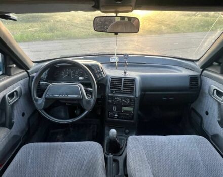 Зелений ВАЗ 2110, об'ємом двигуна 1.5 л та пробігом 160 тис. км за 999 $, фото 6 на Automoto.ua