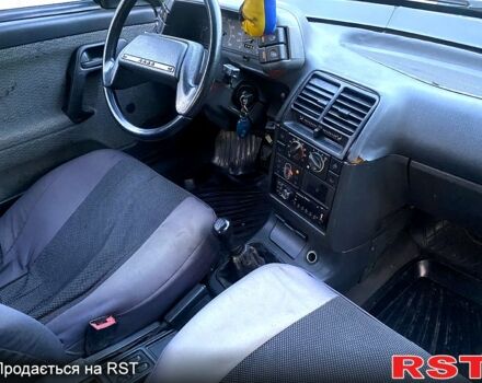 Зеленый ВАЗ 2110, объемом двигателя 1.5 л и пробегом 217 тыс. км за 1350 $, фото 2 на Automoto.ua