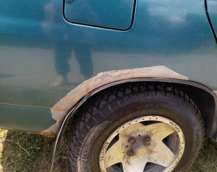 Зеленый ВАЗ 2110, объемом двигателя 1.5 л и пробегом 330 тыс. км за 1200 $, фото 13 на Automoto.ua