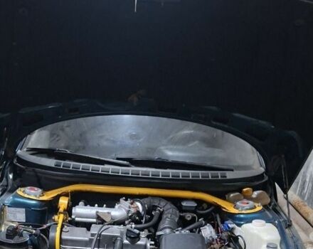 Зеленый ВАЗ 2110, объемом двигателя 1.5 л и пробегом 200 тыс. км за 2500 $, фото 2 на Automoto.ua