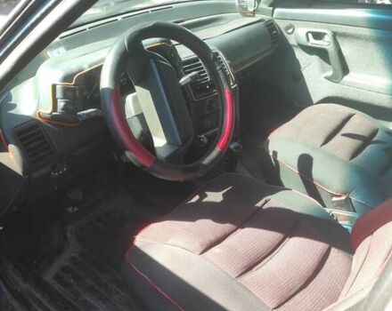 Зеленый ВАЗ 2110, объемом двигателя 1.5 л и пробегом 300 тыс. км за 1300 $, фото 1 на Automoto.ua