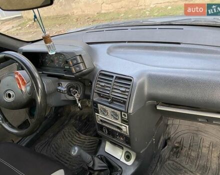 Зеленый ВАЗ 2110, объемом двигателя 1.5 л и пробегом 230 тыс. км за 1200 $, фото 2 на Automoto.ua