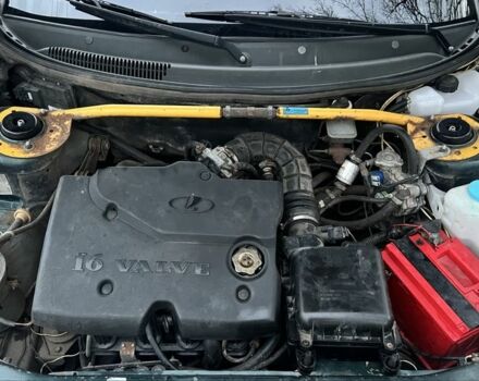 Зелений ВАЗ 2110, об'ємом двигуна 1.5 л та пробігом 222 тис. км за 1375 $, фото 6 на Automoto.ua